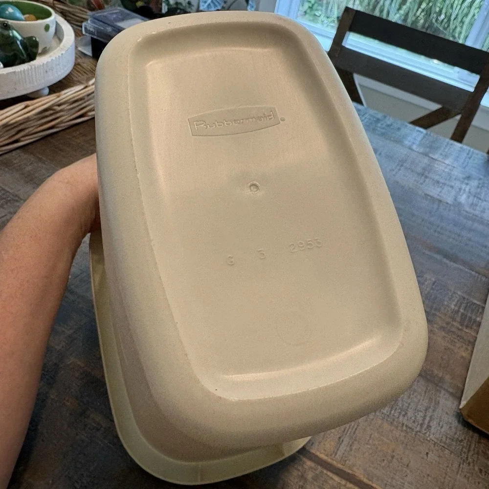 Rubbermaid all our